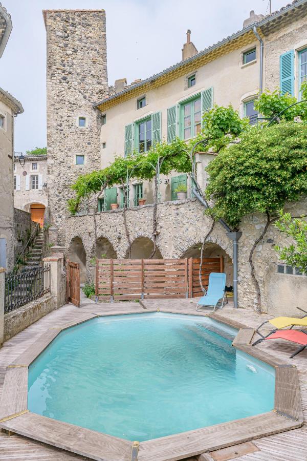 B&B Rochemaure - La Tour Des Remparts - Bed and Breakfast Rochemaure