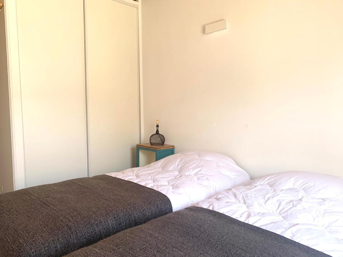 ABYS Logement avec grande terrasse - B&B