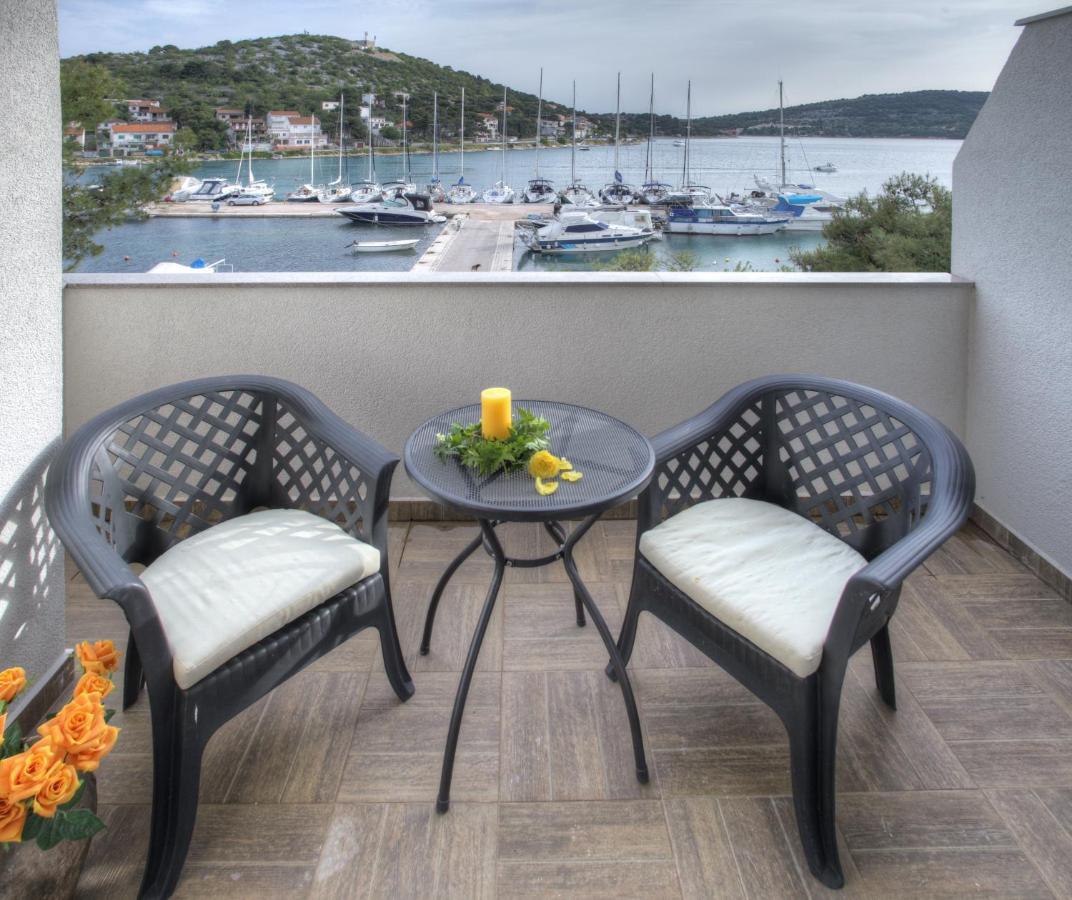 Chambre Triple avec Balcon - Vue sur Mer