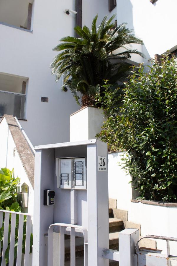 Sestri Chic ~ A due passi dal mare - B&B