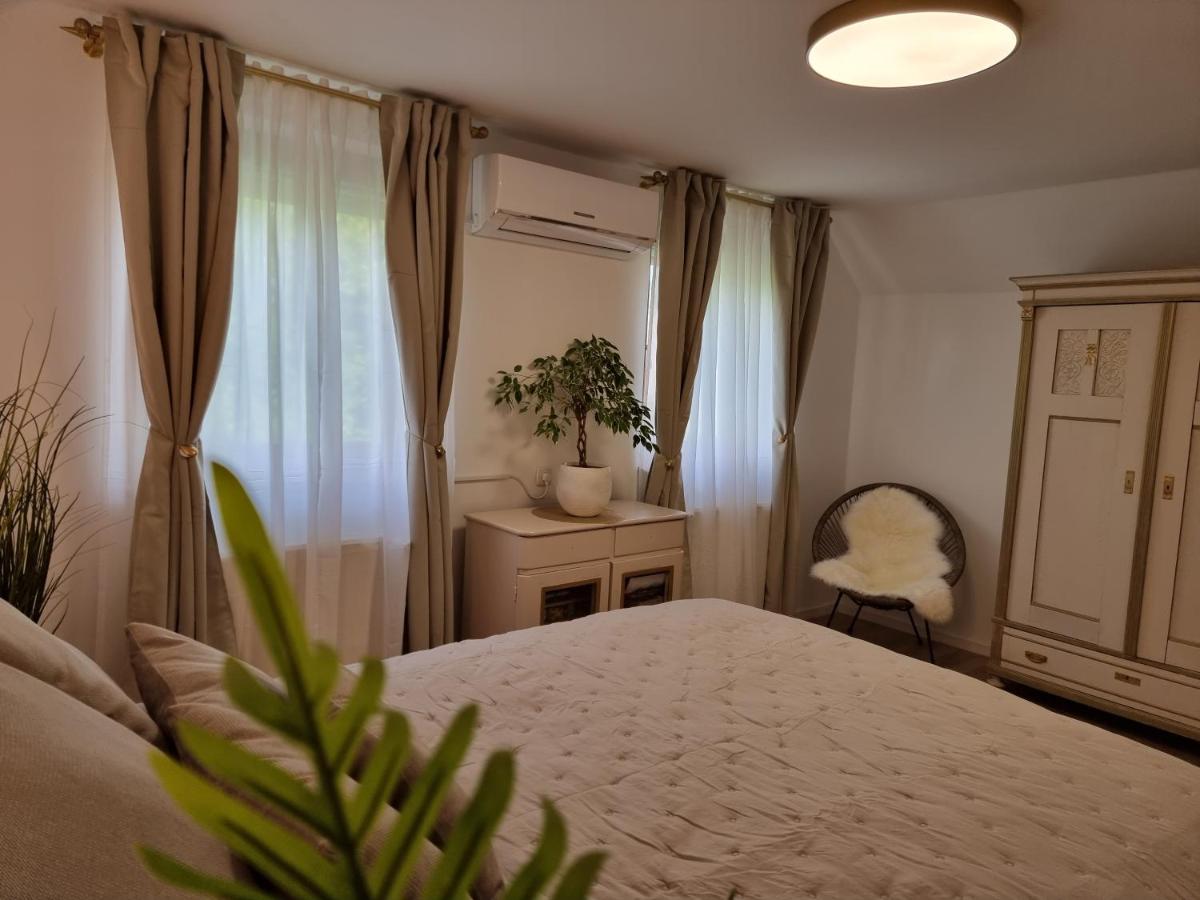 Appartamento con 3 Camere da Letto