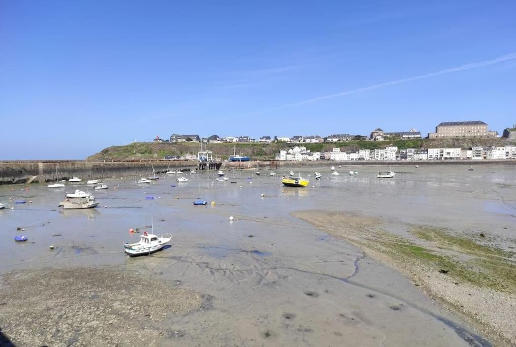 Studio avec vue sur mer à Granville. Plage à 3 min - Chambres d’hôtes