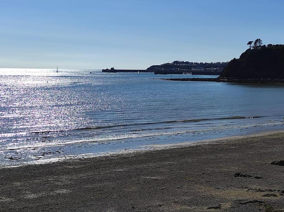 Studio avec vue sur mer à Granville. Plage à 3 min - Chambres d’hôtes Granville