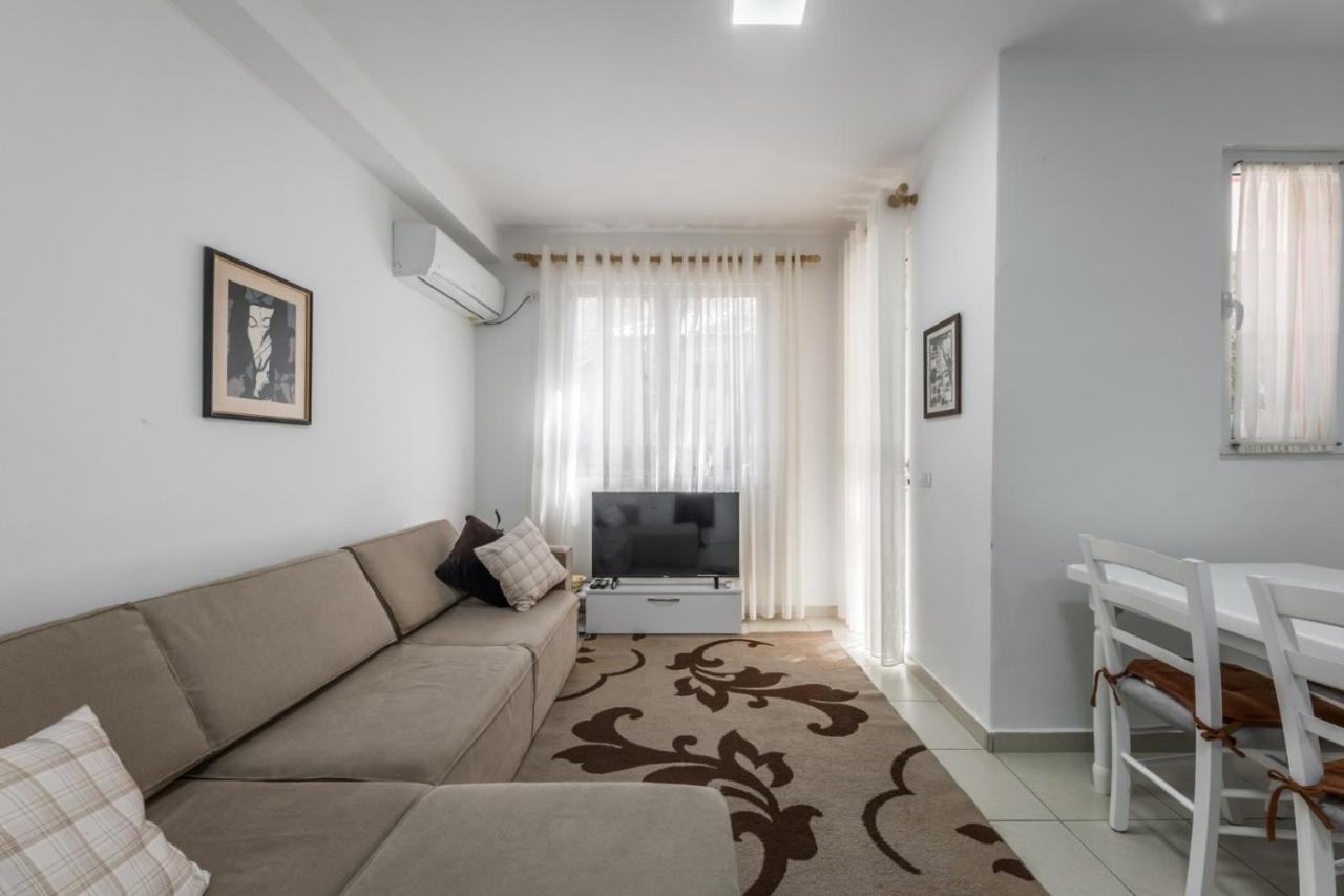 Sea Breeze Pines Retreat by PS - Ferienwohnung Golem