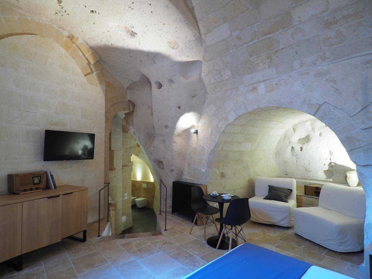 Queen Room with Spa Bath