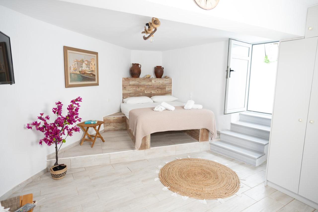 B&B Mési - Cycladic Art Dame - Bed and Breakfast Mési