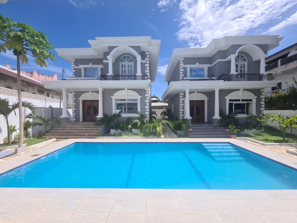 Linda's Little Lincoln - B&B Watamu