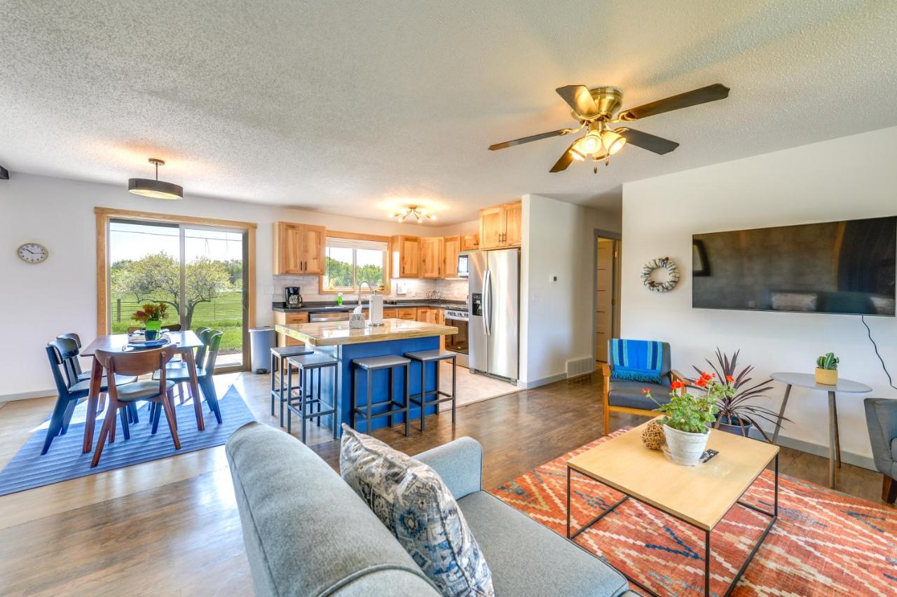 Family-Friendly Lander Home Rental Yard, Patio! - B&B Lander