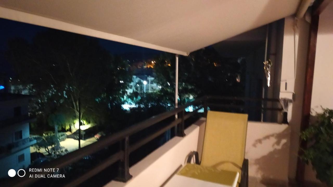 Amazing Penthouse next to the sea! - Chambres d’hôtes