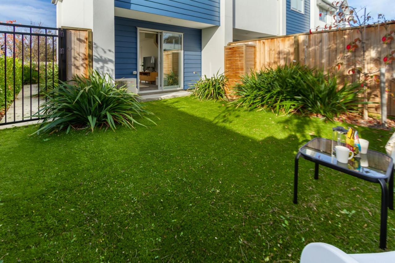 2 bed Escape, Heart of Riccarton w/carpark - B&B
