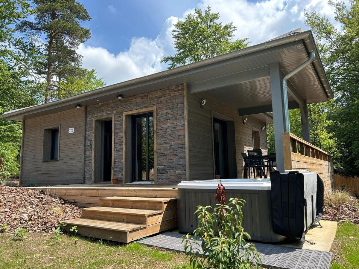 Évasion luxueuse avec spa privatif, golf et activités pour tous au Chambon-sur-Lignon - FR-1-582-369 - Bed and Breakfast