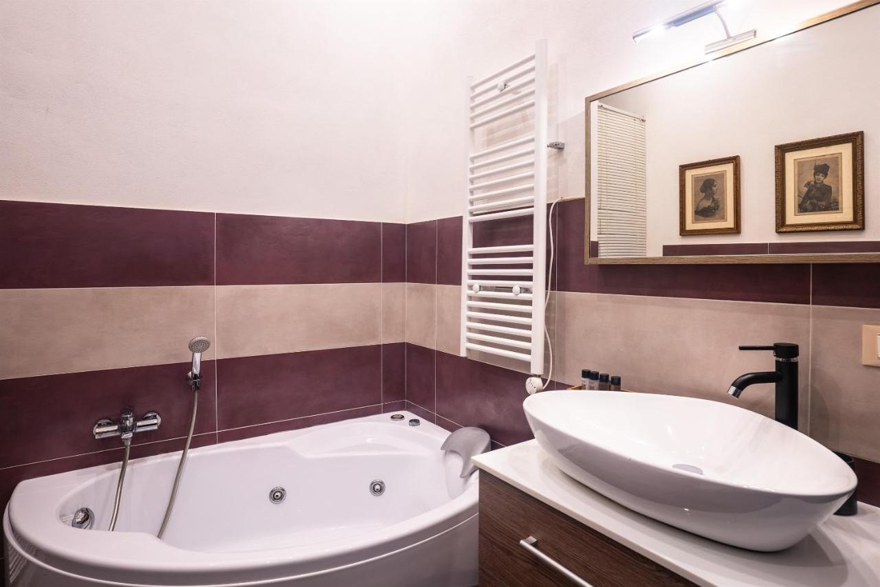 Suite Deluxe avec Baignoire Spa