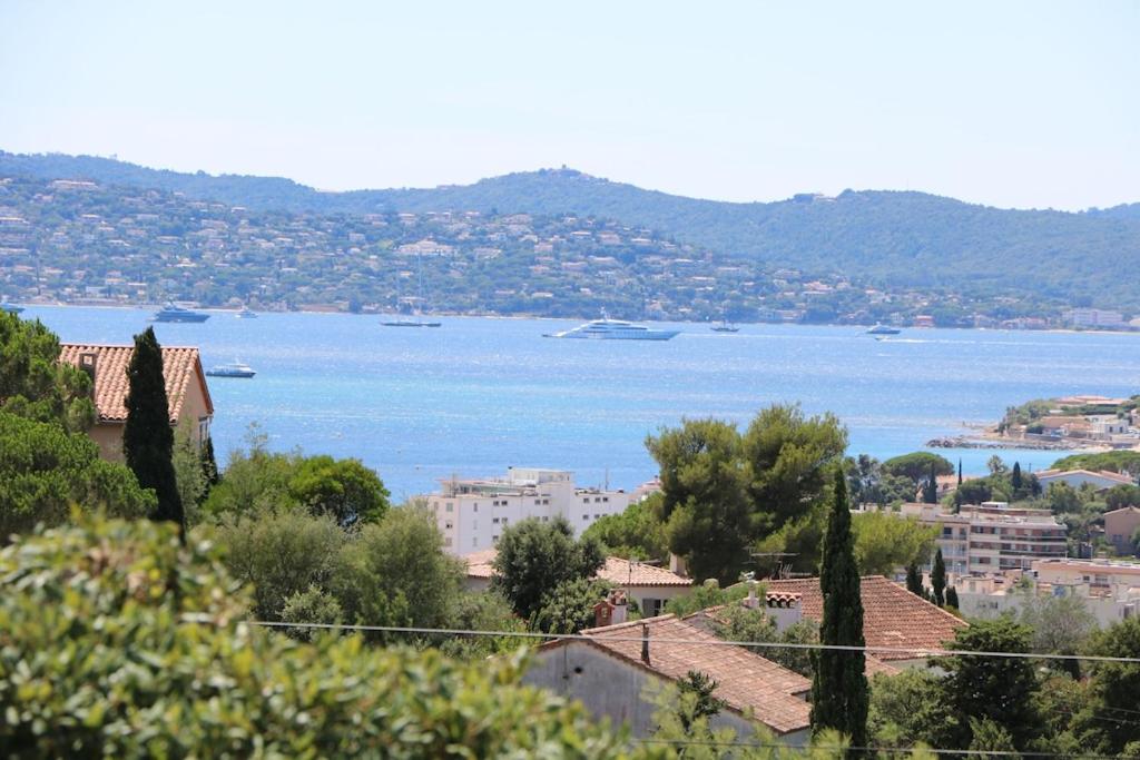 Villa Ardema - Sainte-Maxime - sea view - 4 bedrooms - private pool - air conditioning - B&B Sainte-Maxime