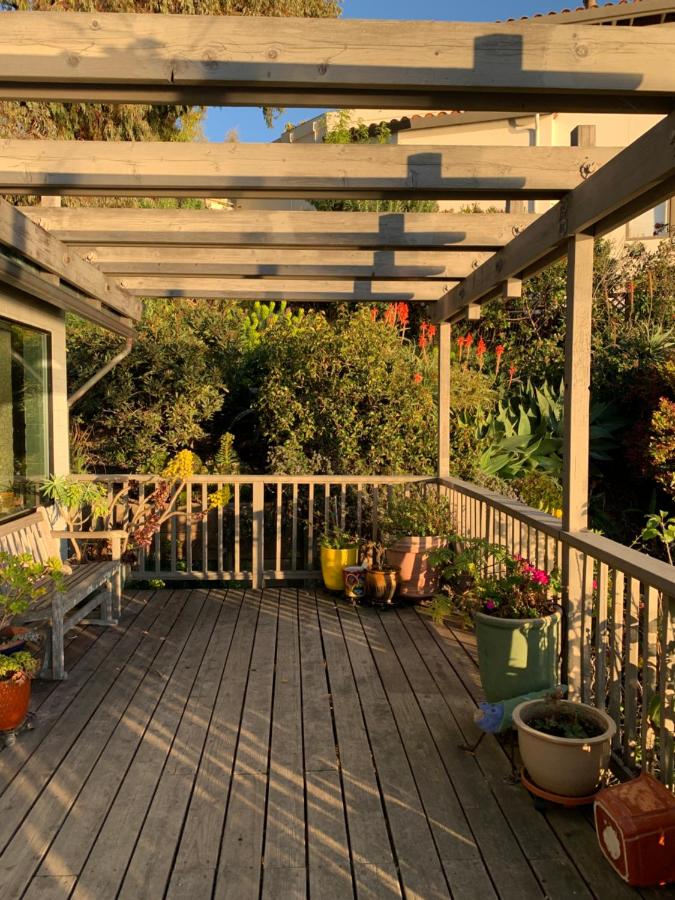 Spectacular SF Bay Front House with Dramatic Views - B&B