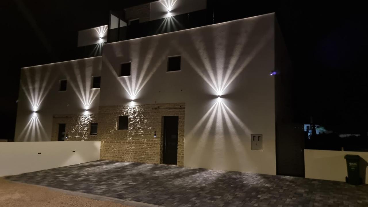 Vila Geminos II - B&B Srima