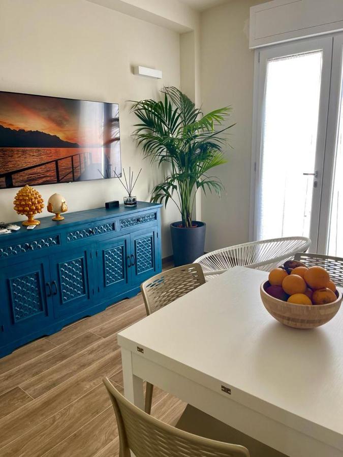 A 34 passi dal mare - Bed and Breakfast Torre Ovo
