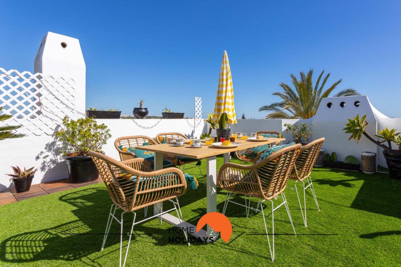 B&B Albufeira - #121 Kid Friendly with Private Sunny Terrace with Pools and Garden - Bed and Breakfast Albufeira