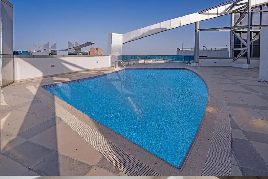 BEST APARTMENT 2 Bedroom Beach Front (City View) - B&B