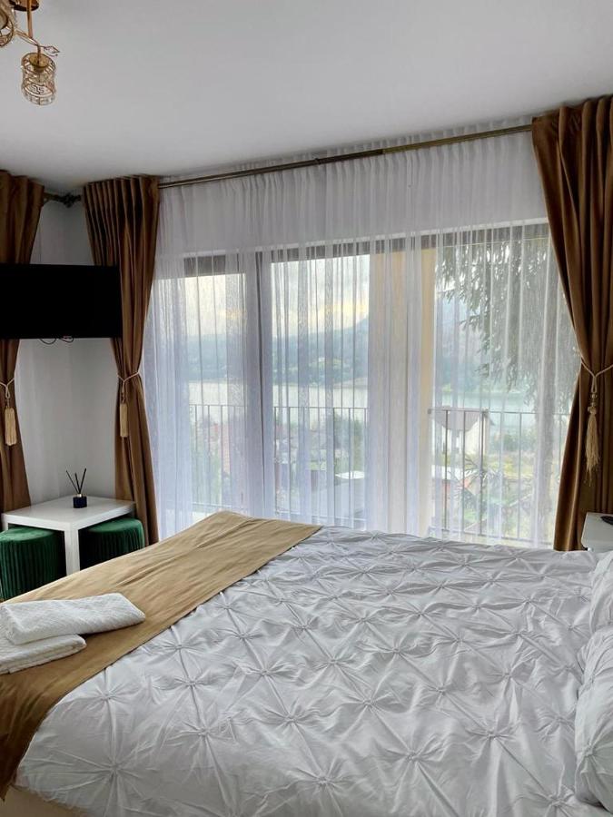 Chambre Lit King-Size - Vue sur Lac