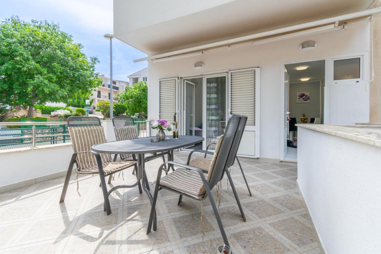 Apartman IVA Baška Voda - B&B Baška Voda