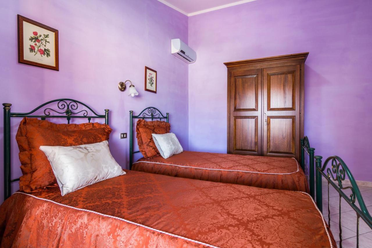 Double or Twin Room with Terrace