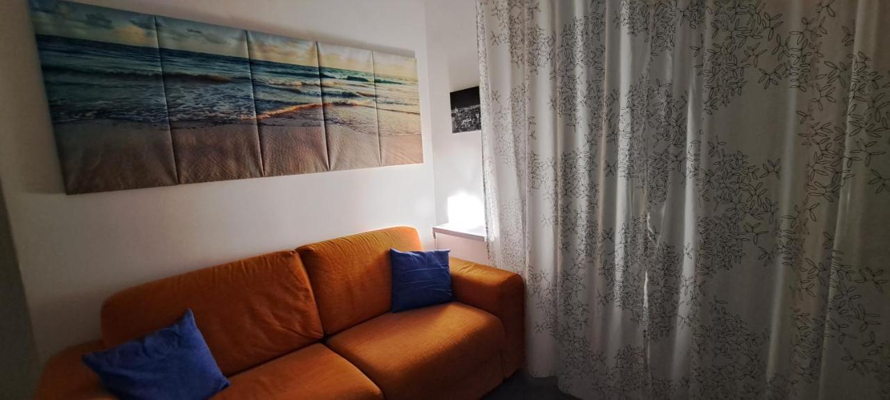 Waterfront Apartment - B&B