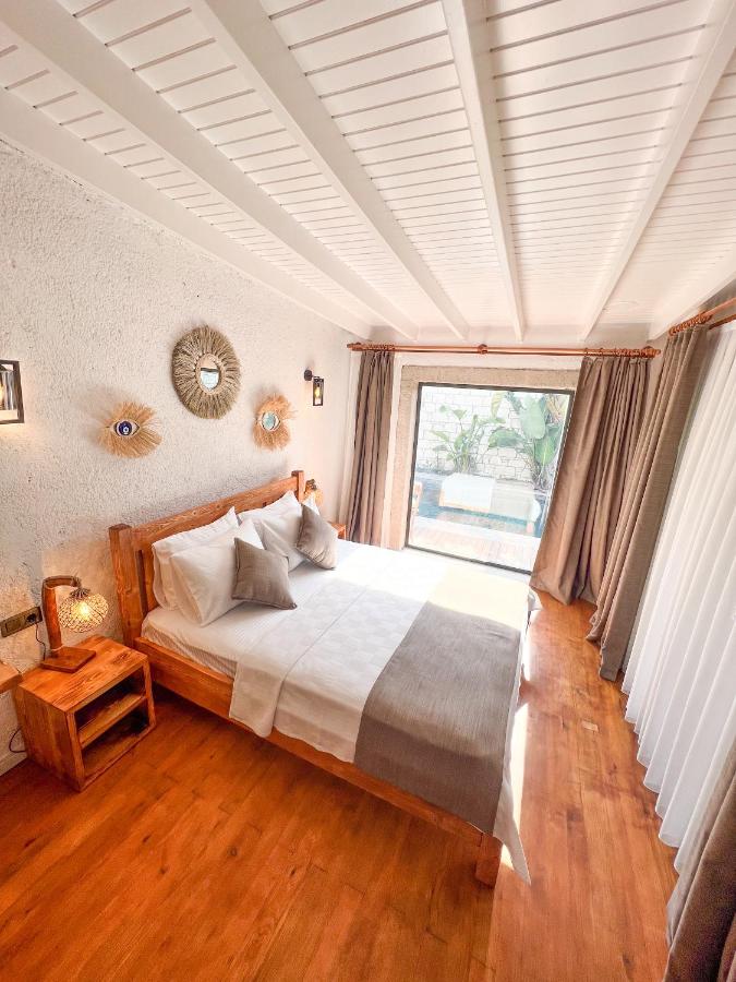 Double Room with Pool View