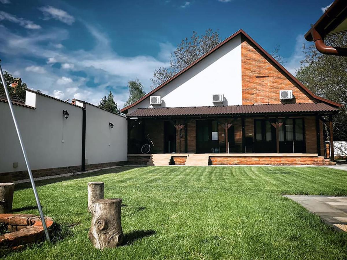 Liget Apartman - Chambres d’hôtes