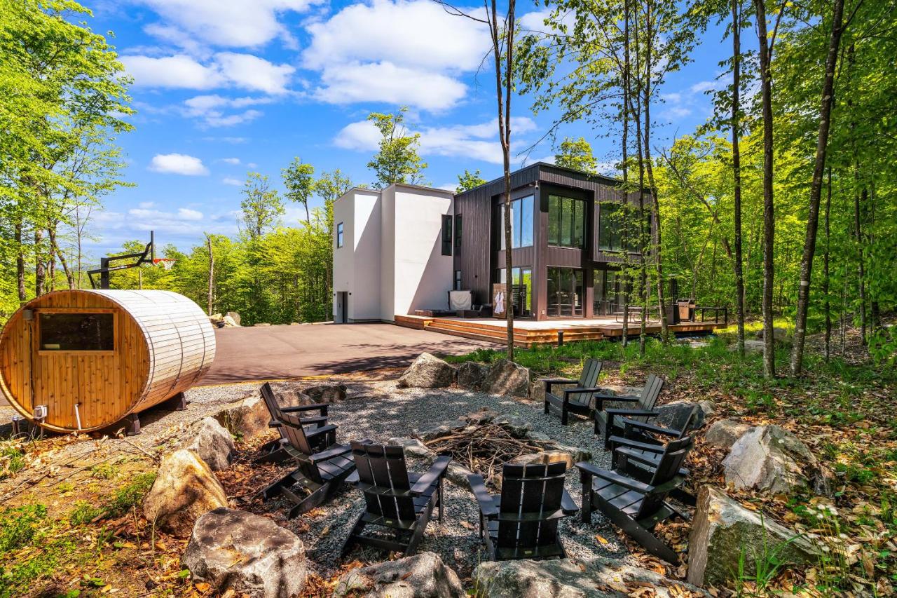 Nordic Lodge Tremblant -5 Bdrs,hot Tub,pool Table - B&B