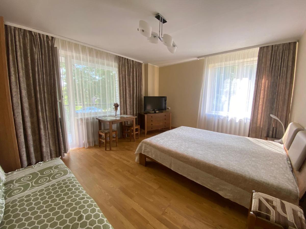 Economy Triple Room