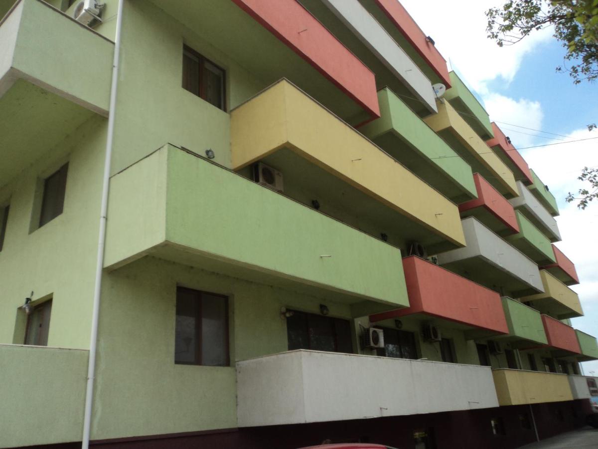 Adeline Apartments - Chambres d'hôtes Mamaia