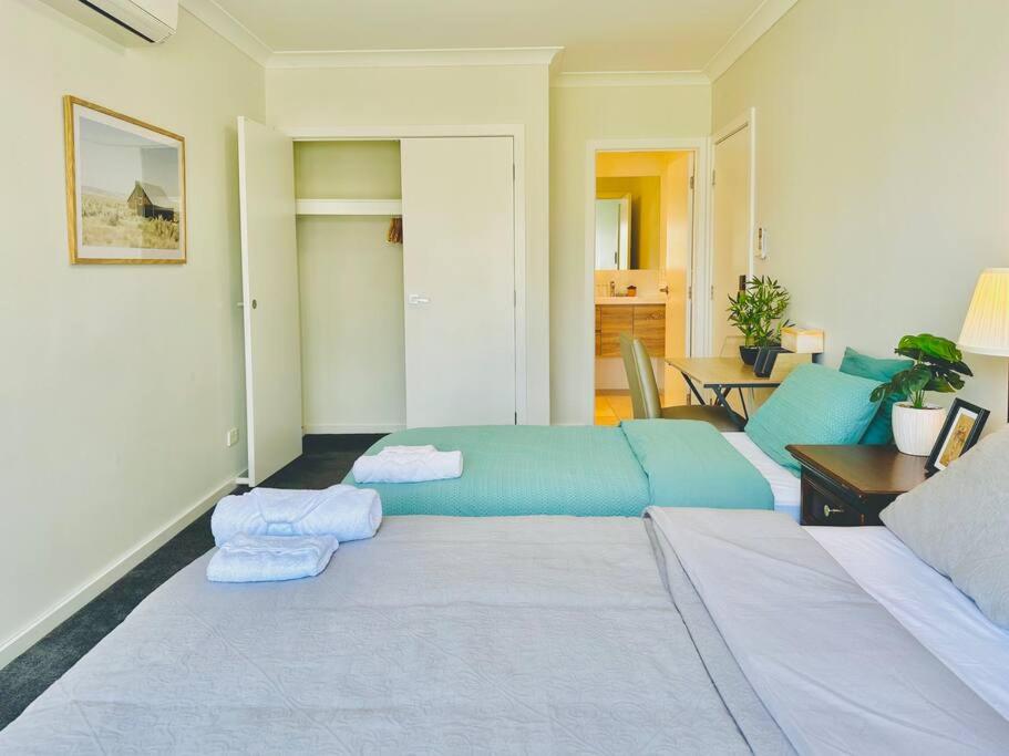 B&B Austral - 8 Beds l 4 Suites with Office l Austral3 - Bed and Breakfast Austral