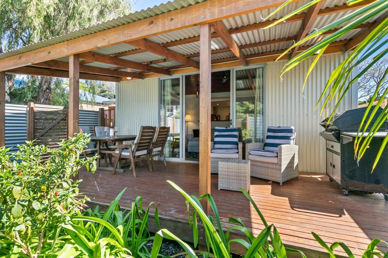 Coral Haven - Aldinga Beach - C21 SouthCoast Holidays - B&B