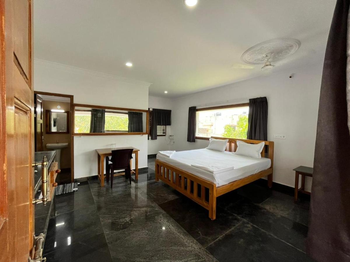 B&B Mahâballipuram - ANAND Beach Guesthouse by Moonrocks - Bed and Breakfast Mahâballipuram