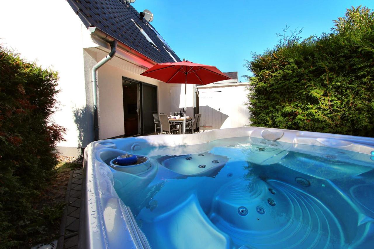 Ferienhaus GOLFER_S HOUSE - B&B Göhren-Lebbin