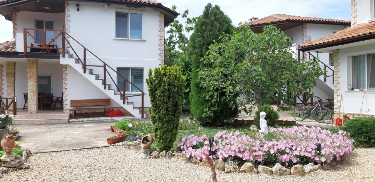 Apartamento con vistas a la piscina