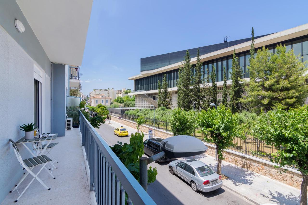 Spacious 2 Bedroom Apartment In Koukaki - Chambres d'hôtes Athènes