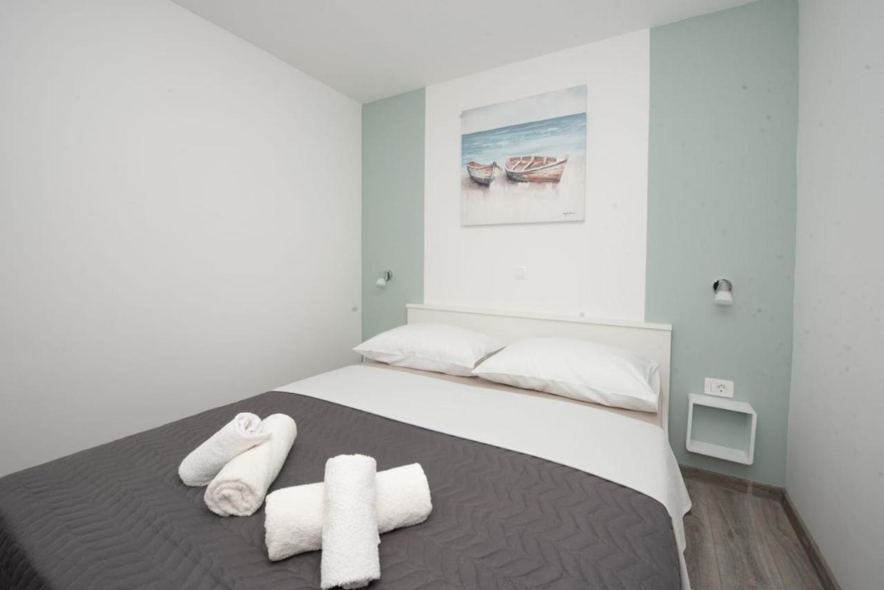 M&M apartmani - Ferienwohnung Seget Donji