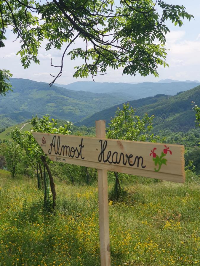 B&B Câmpeni - Almost Heaven - cabană cu vedere în Apuseni - Bed and Breakfast Câmpeni