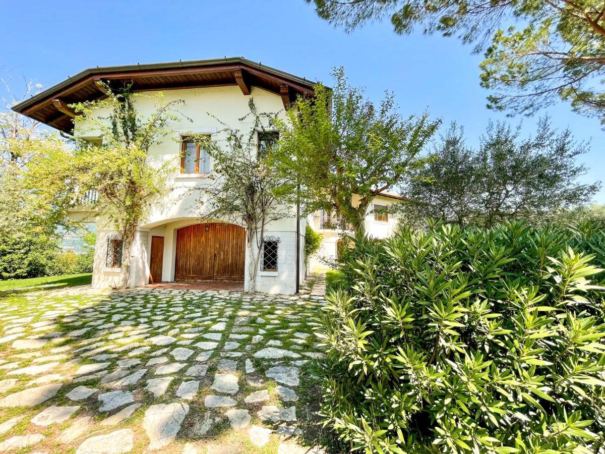 Villa Antonio - Bed and Breakfast San Felice del Benaco