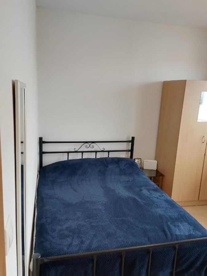 Appartamento con 1 Camera da Letto, Balcone e Vista Mare