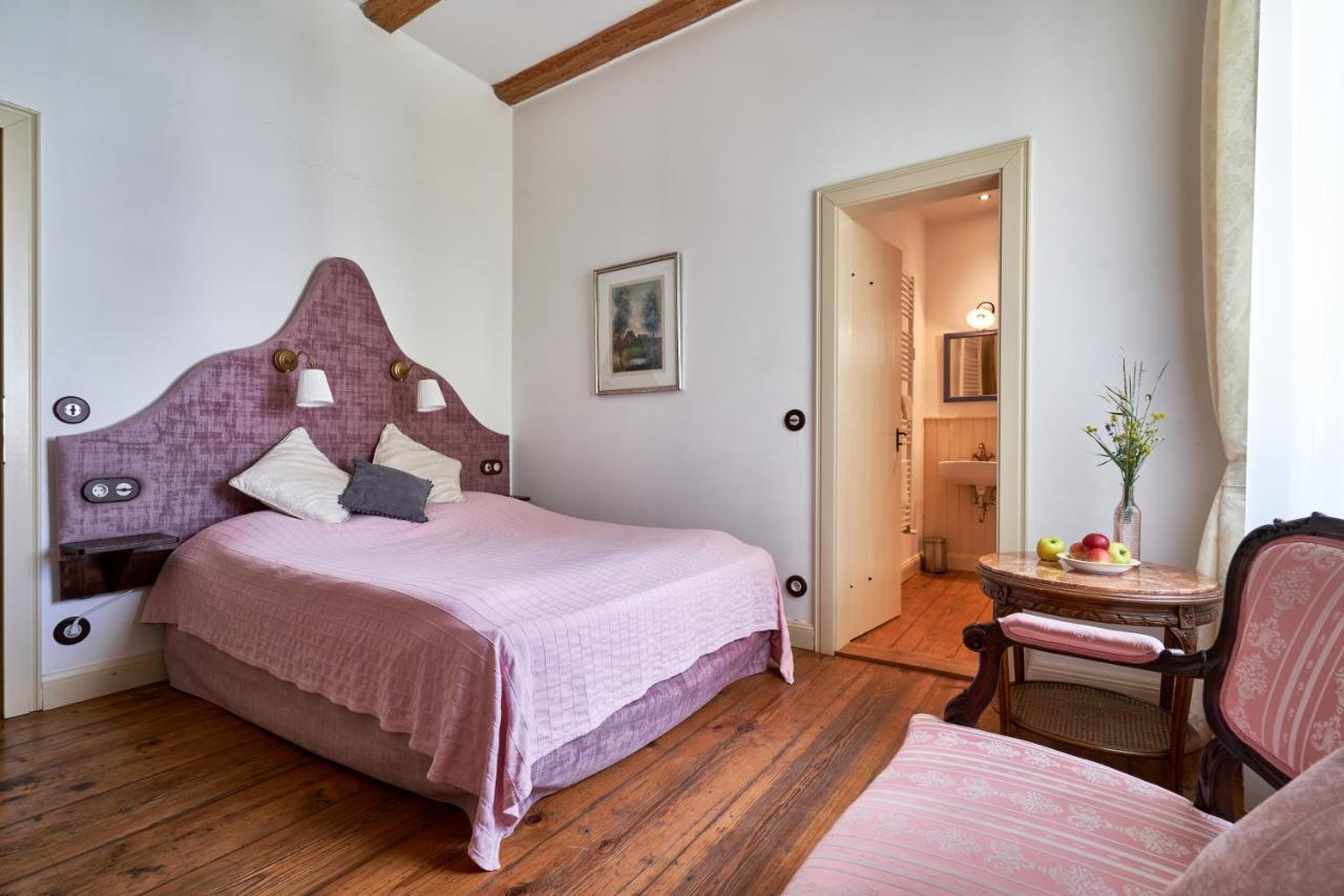 Doppelzimmer mit Parkblick