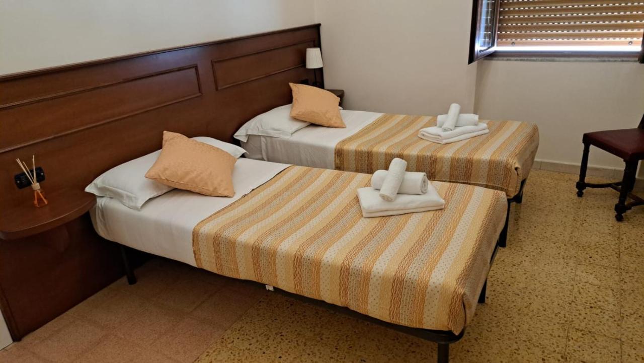 Twin Room with Private Bathroom