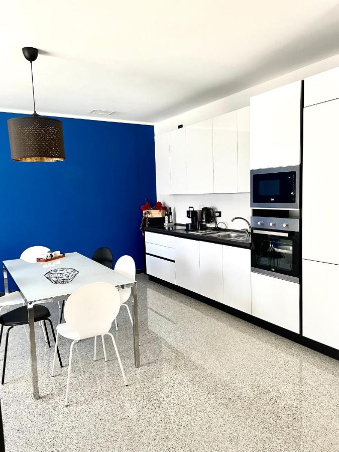 Apartment with Pool View 