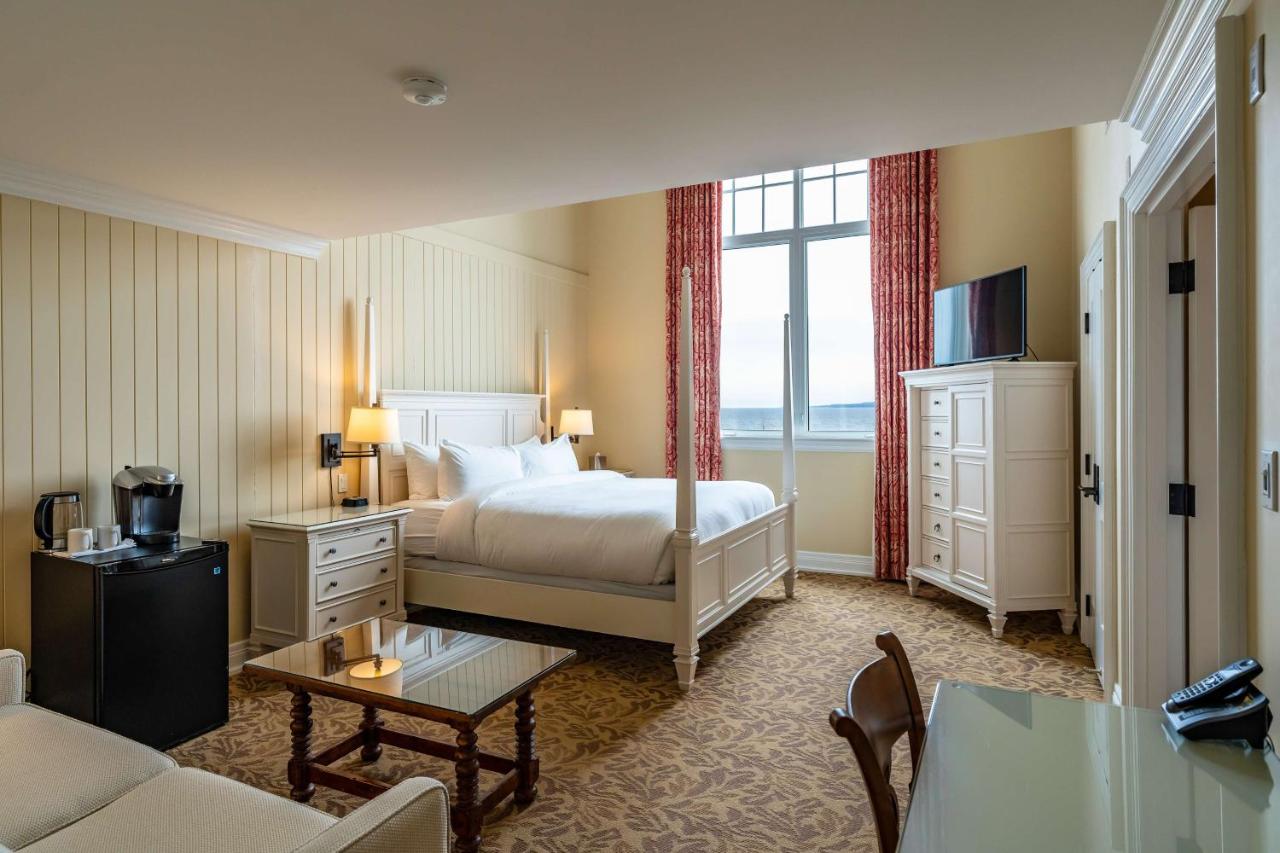 Premium Suite