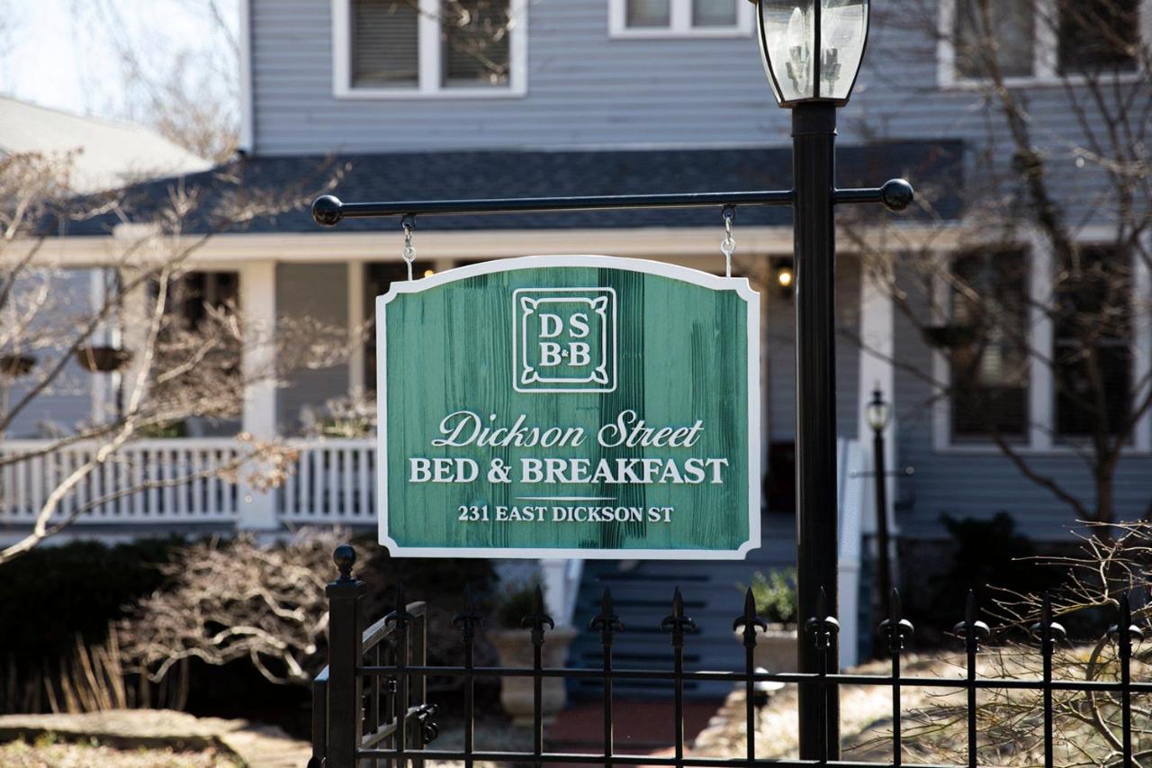 B&B Fayetteville - Dickson Street Bed & Breakfast - Bed and Breakfast Fayetteville