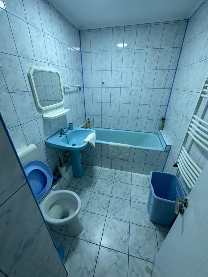 green apartment 38 berceni - B&B Bucharest