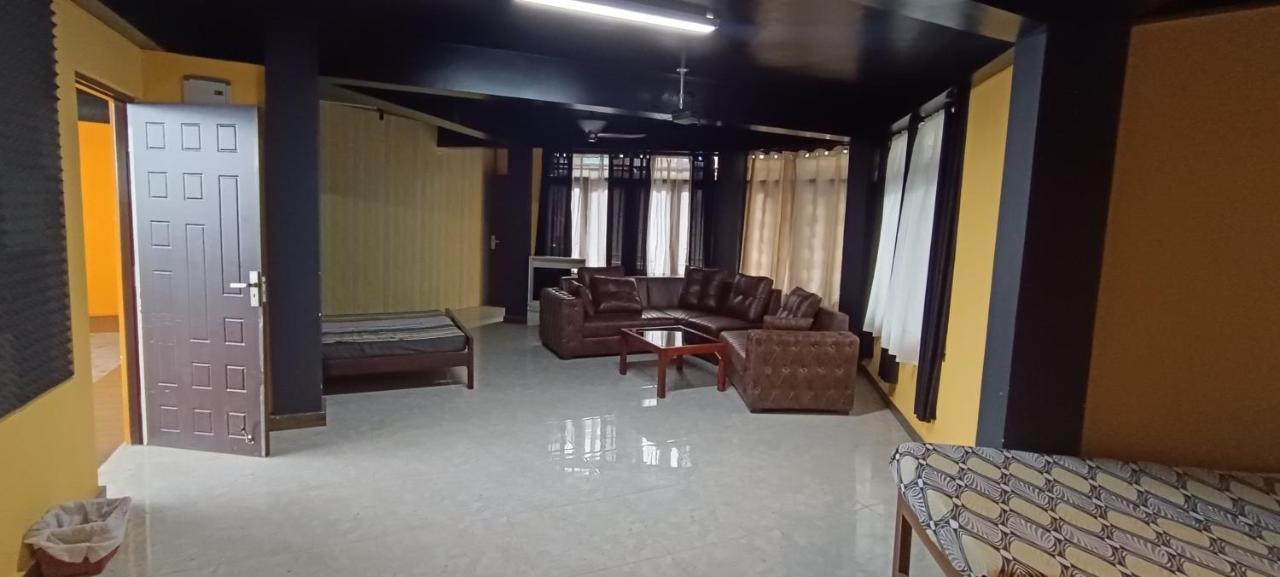 Family Room with Mountain View