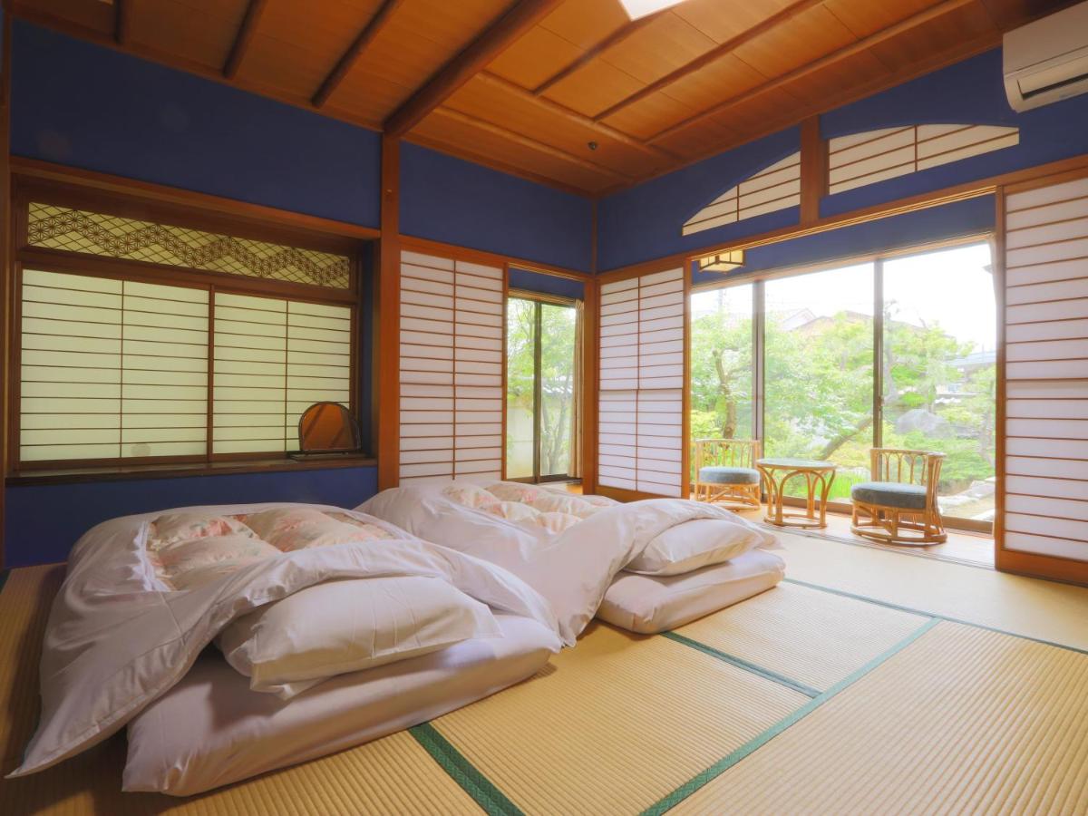 Japanese Style Quadruple Room with Garden view