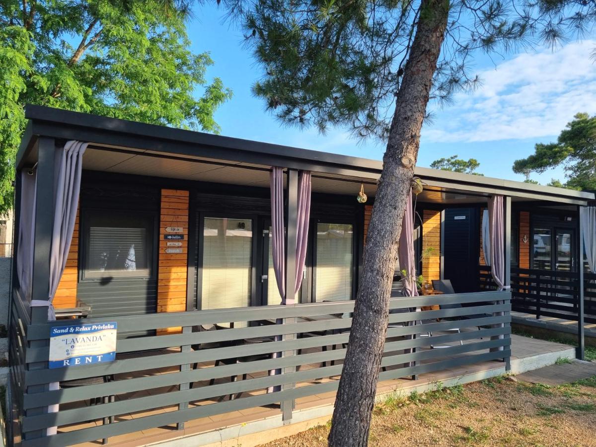 Sand & Relax Privlaka - Mobile home "Lavanda" - Chambres d'hôtes Privlaka